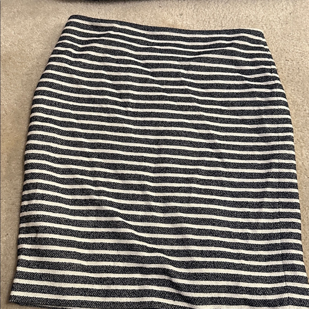 Ann Taylor Black and White Striped Pencil Skirt